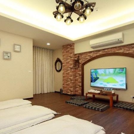 來嘉小棧 Bed and Breakfast Chiayi City Exteriör bild